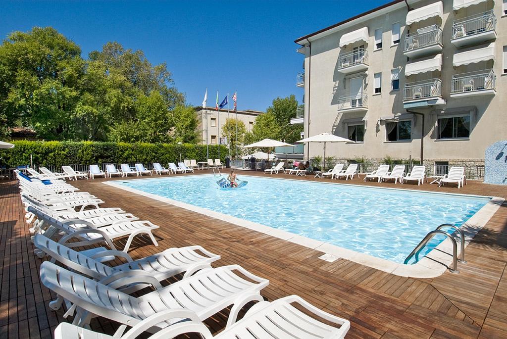 Hotel St. Moritz Bellaria-Igea Marina Dış mekan fotoğraf