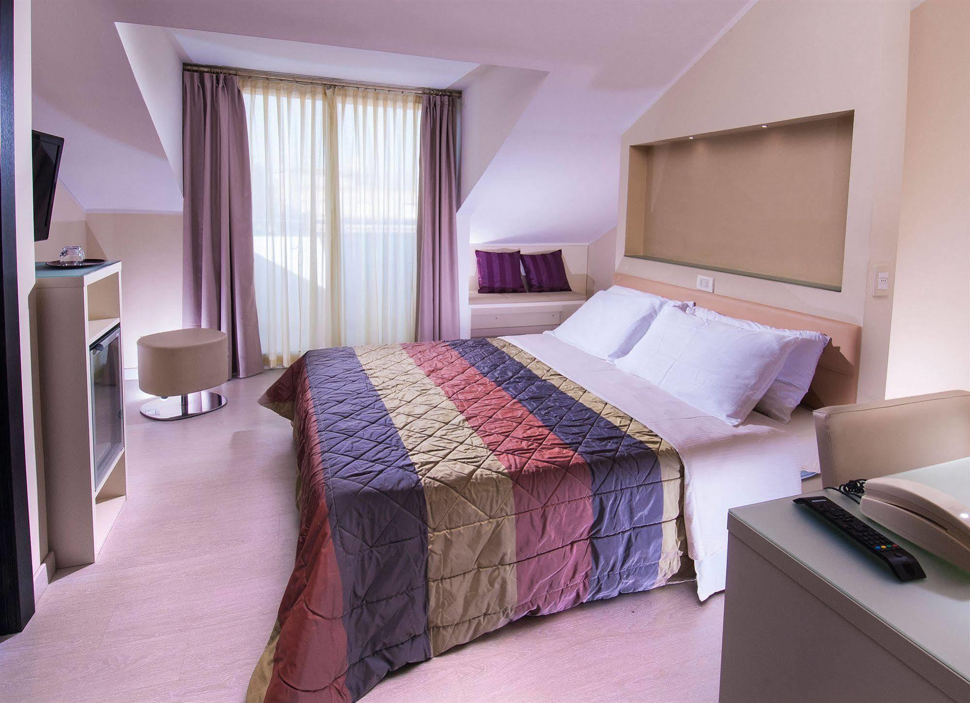 Hotel St. Moritz Bellaria-Igea Marina Dış mekan fotoğraf