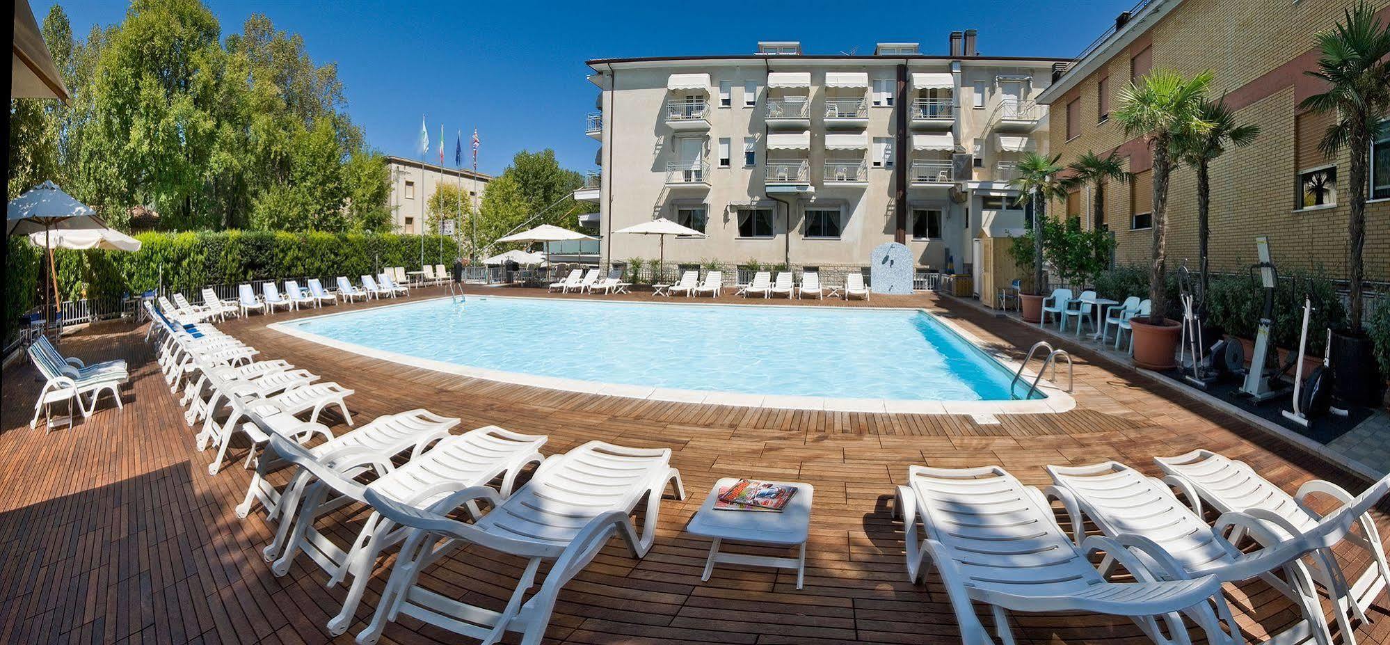 Hotel St. Moritz Bellaria-Igea Marina Dış mekan fotoğraf